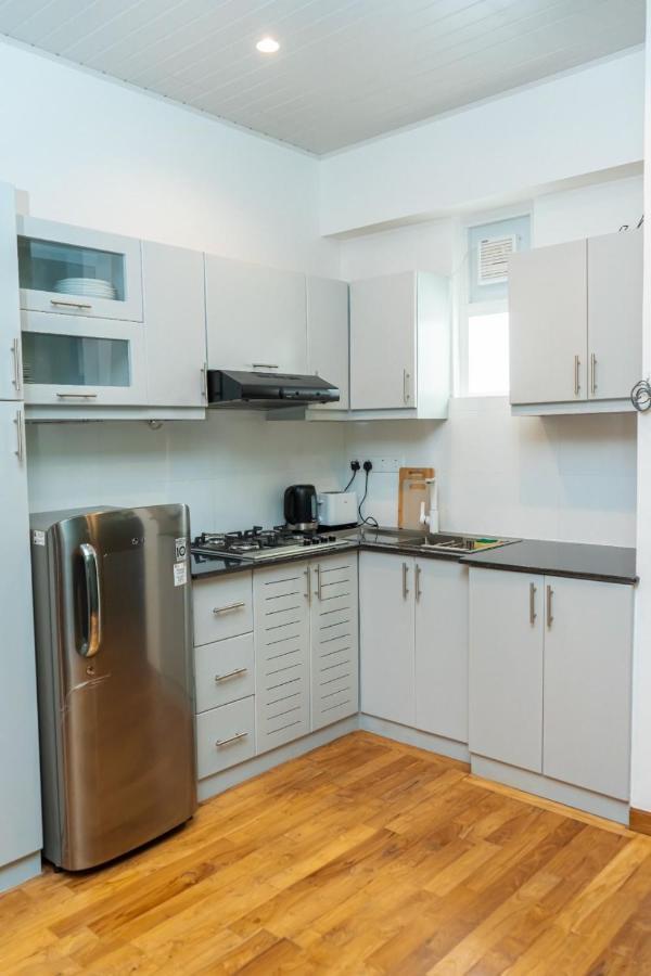 נוארה אליה The Greens Luxury Apartment מראה חיצוני תמונה