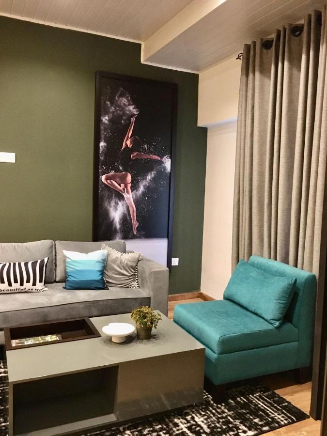 נוארה אליה The Greens Luxury Apartment מראה חיצוני תמונה
